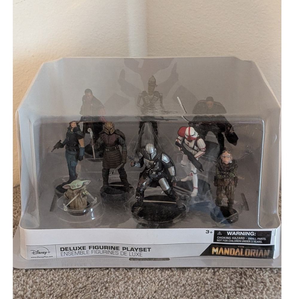 Disney Star Wars The Mandalorian Deluxe Figurine Playset‎ 9 Pieces Grogu  NIB